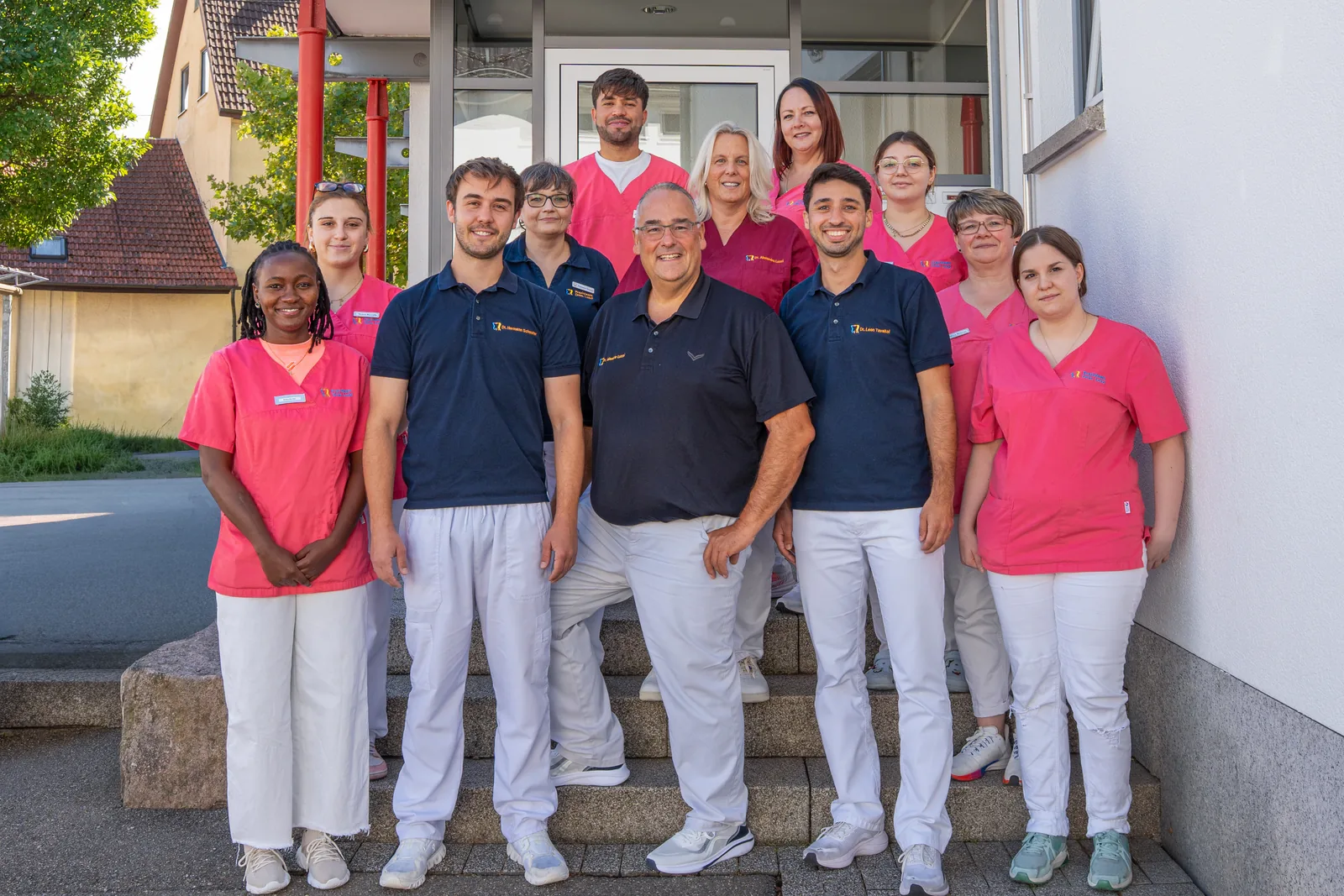 Das Team der Zahnarztpraxis Dres. Luzzi