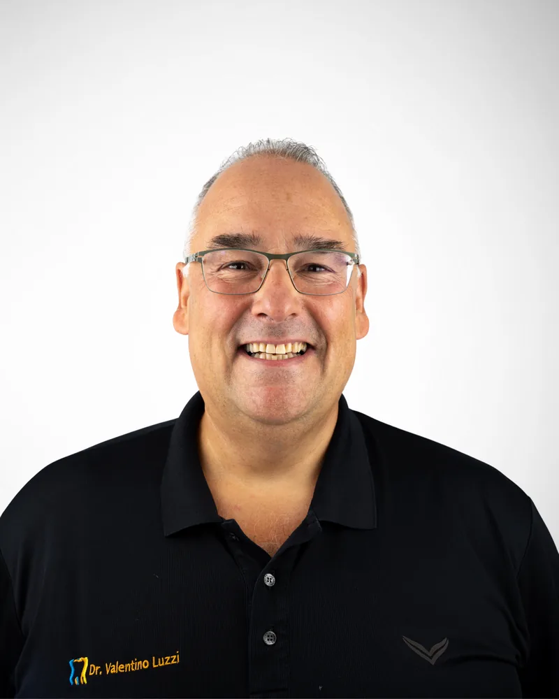 Dr. Valentino Luzzi